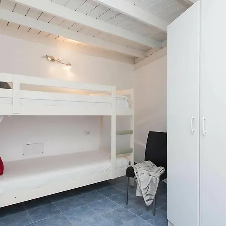 Centrica Apartment *
